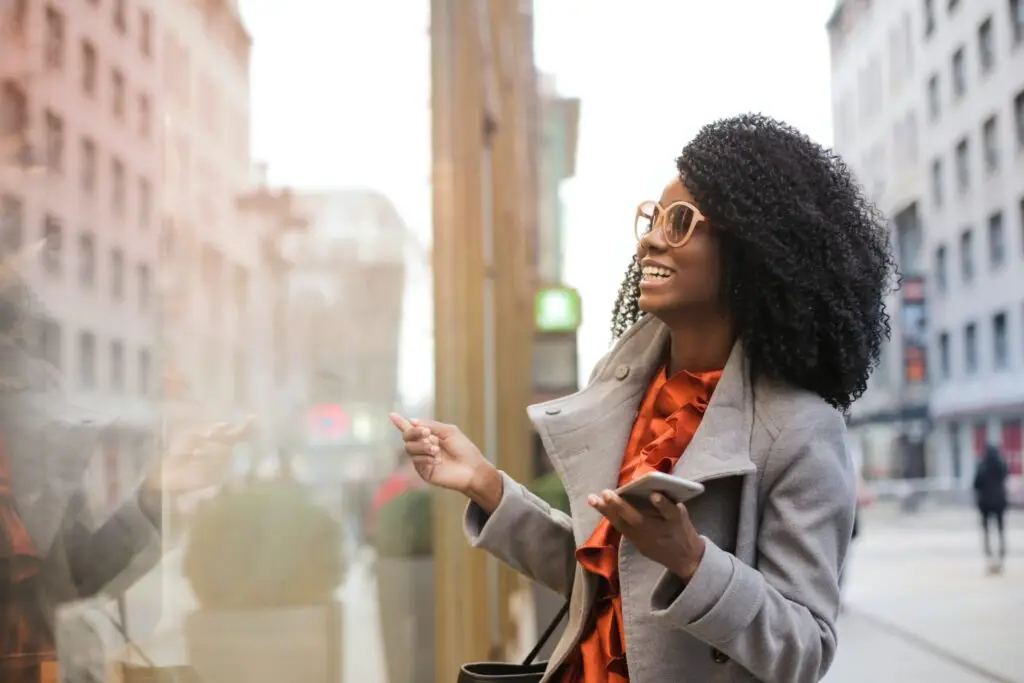 How Group Therapy Uses Trauma-Informed Care in Alcohol Rehab